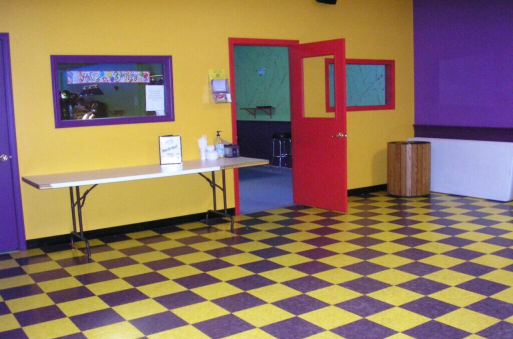 Bogey Lanes East Brookfield parties